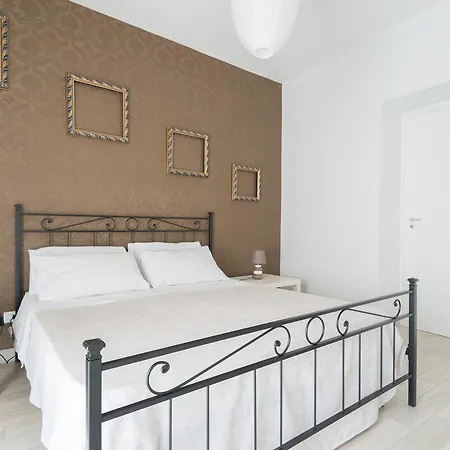 Casa Castel Capuano شقة